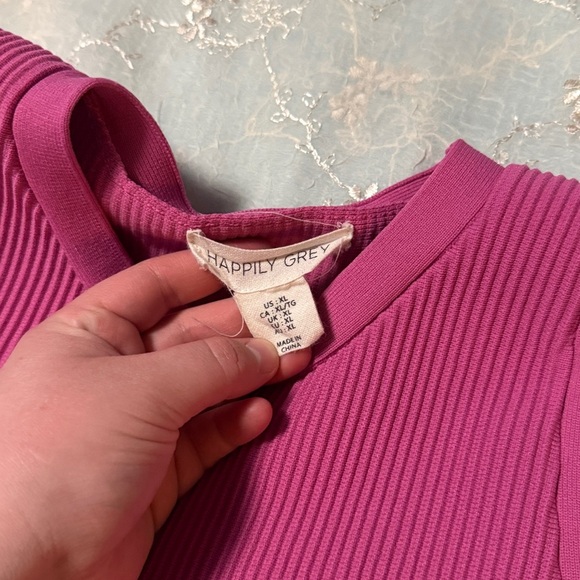 Happily Grey Hot Pink Ribbed Knit Tank Top Size Medium - Picture 2 of 2